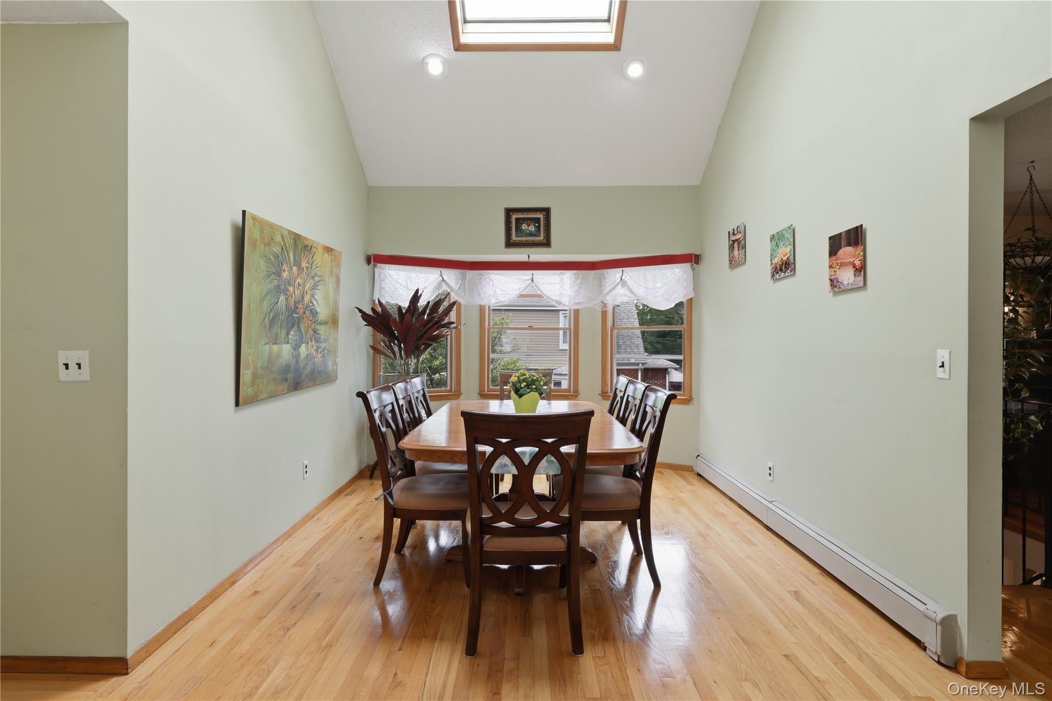 122 Irving Avenue Property Photo 21