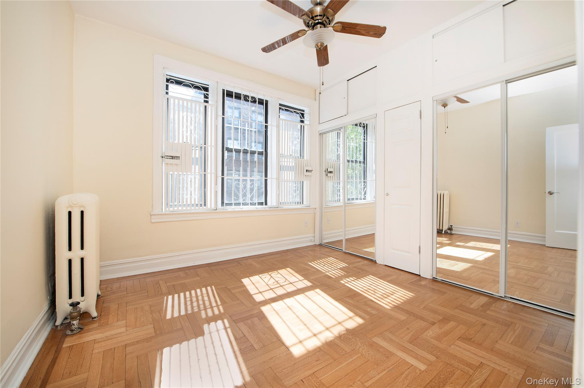 4516 39th Place Property Photo 3