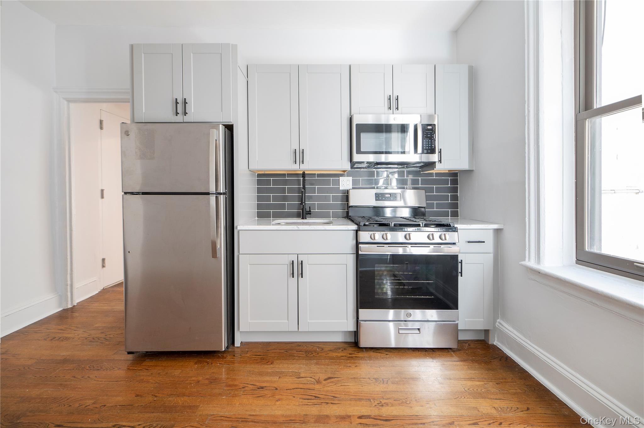 4516 39th Place Property Photo 11