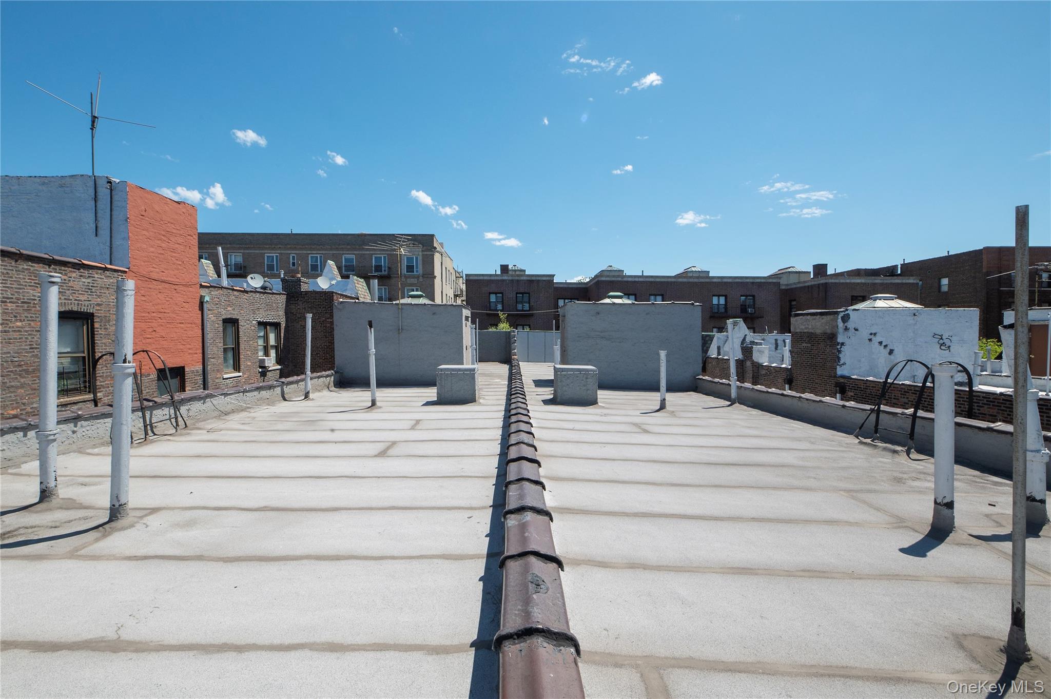 4516 39th Place Property Photo 14