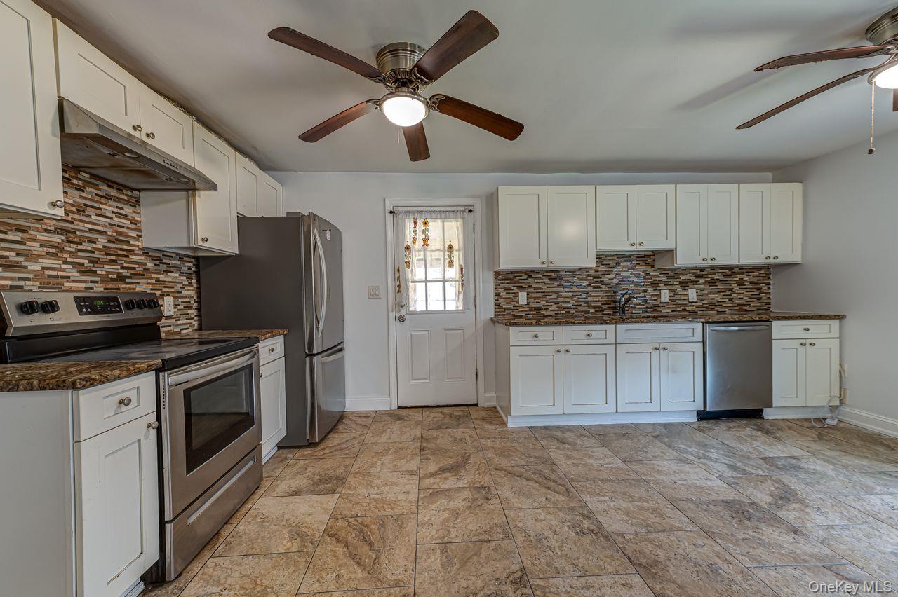 35 Oakland Avenue Property Photo 6
