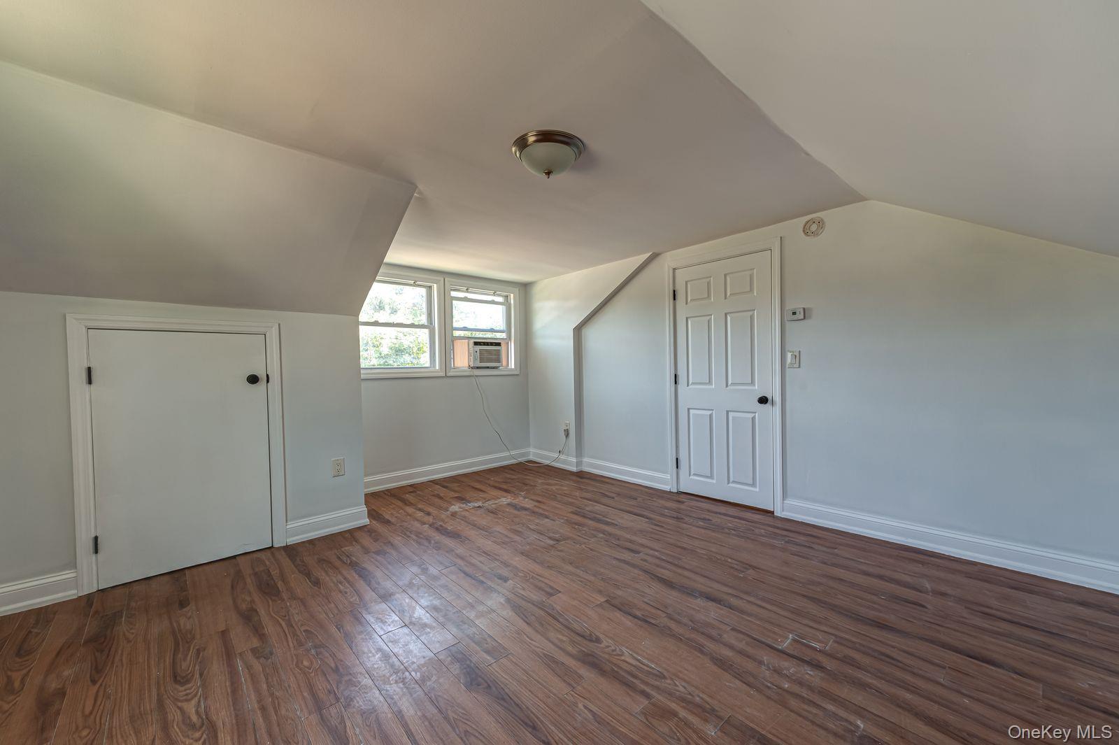 35 Oakland Avenue Property Photo 13