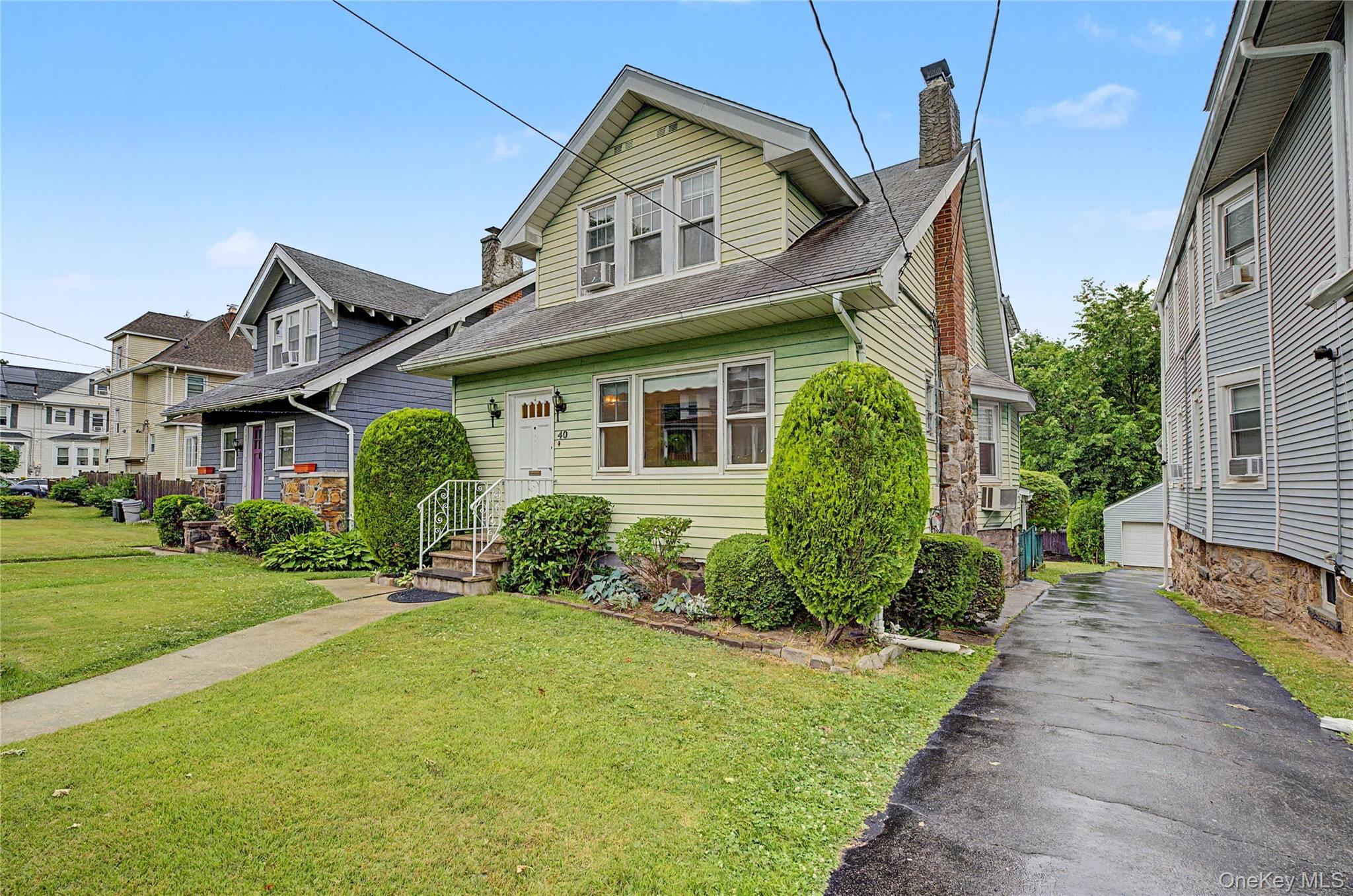 40 Dewey Avenue Property Photo 1
