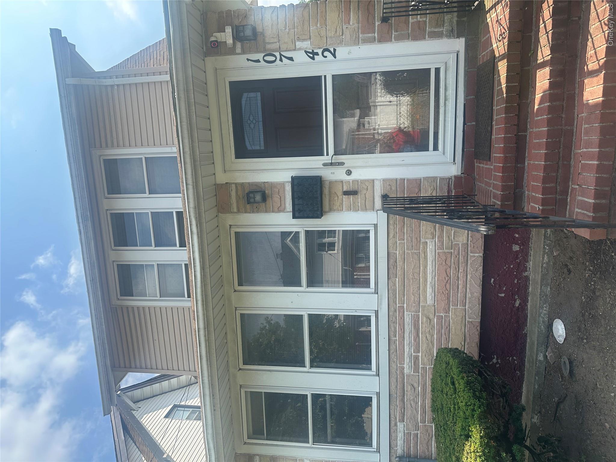 10742 Robard Lane Property Photo 1