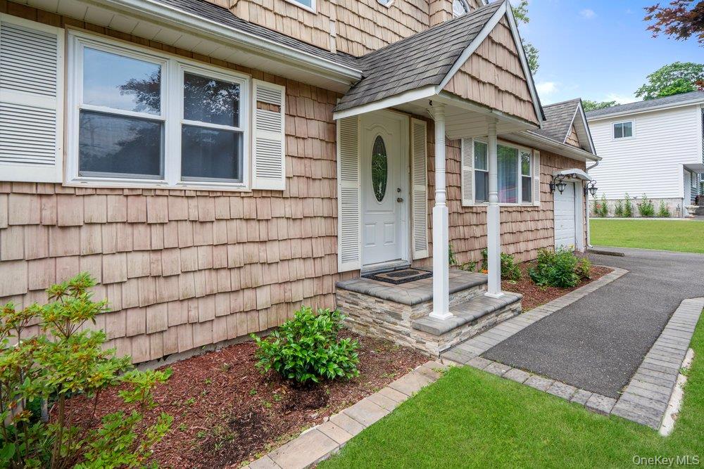 46 Falcon Drive Property Photo 1
