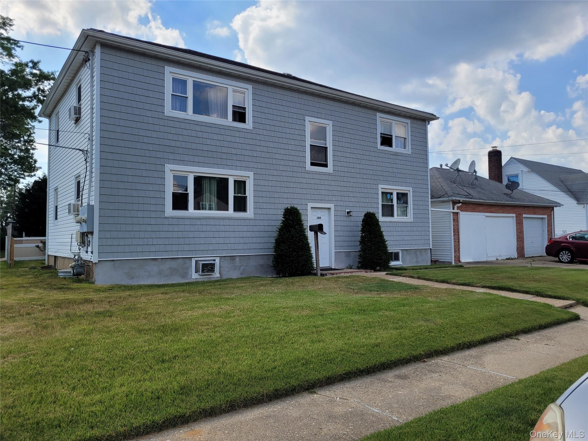 380 Hill Avenue Property Photo 1