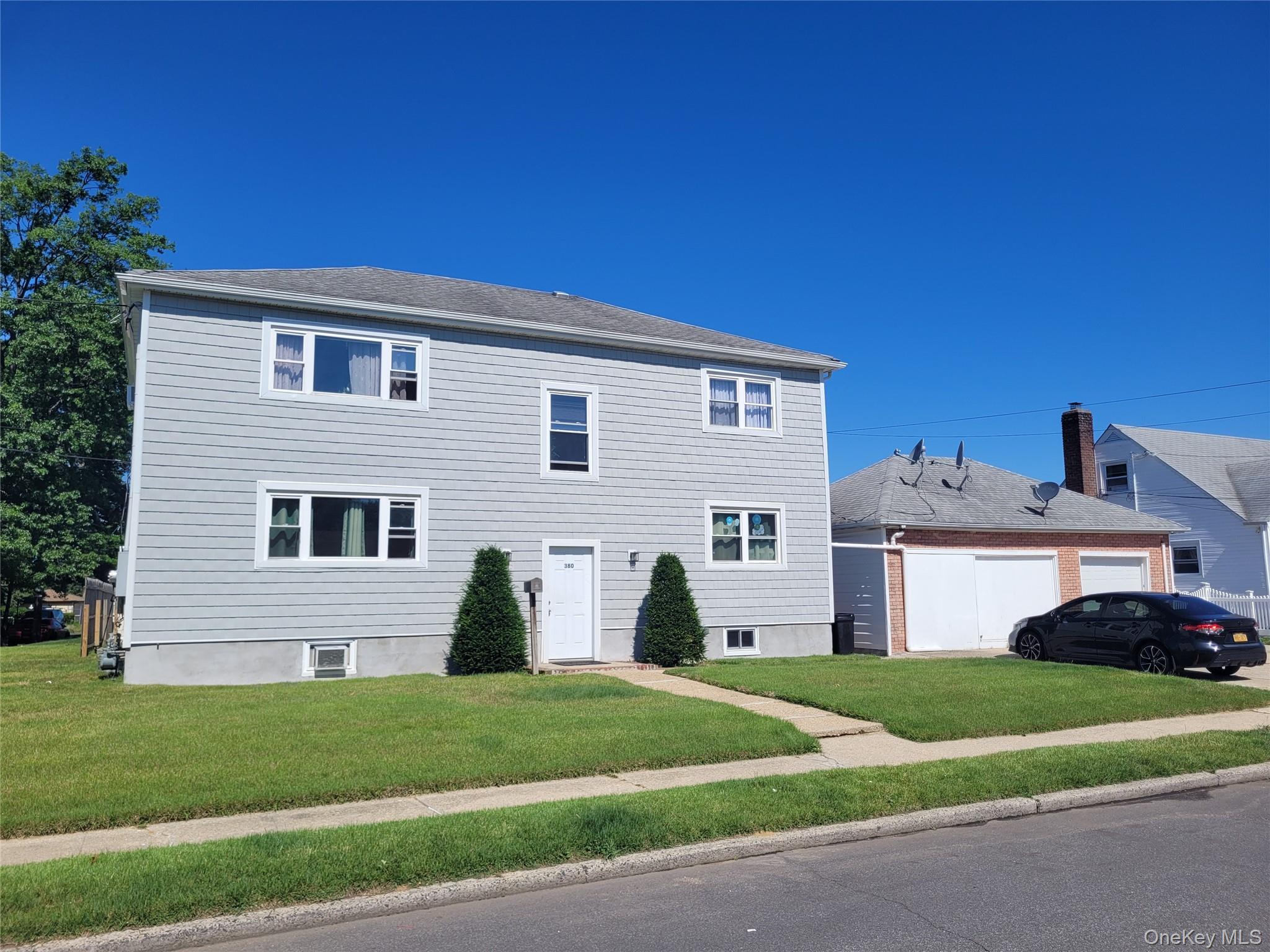 380 Hill Avenue Property Photo 3