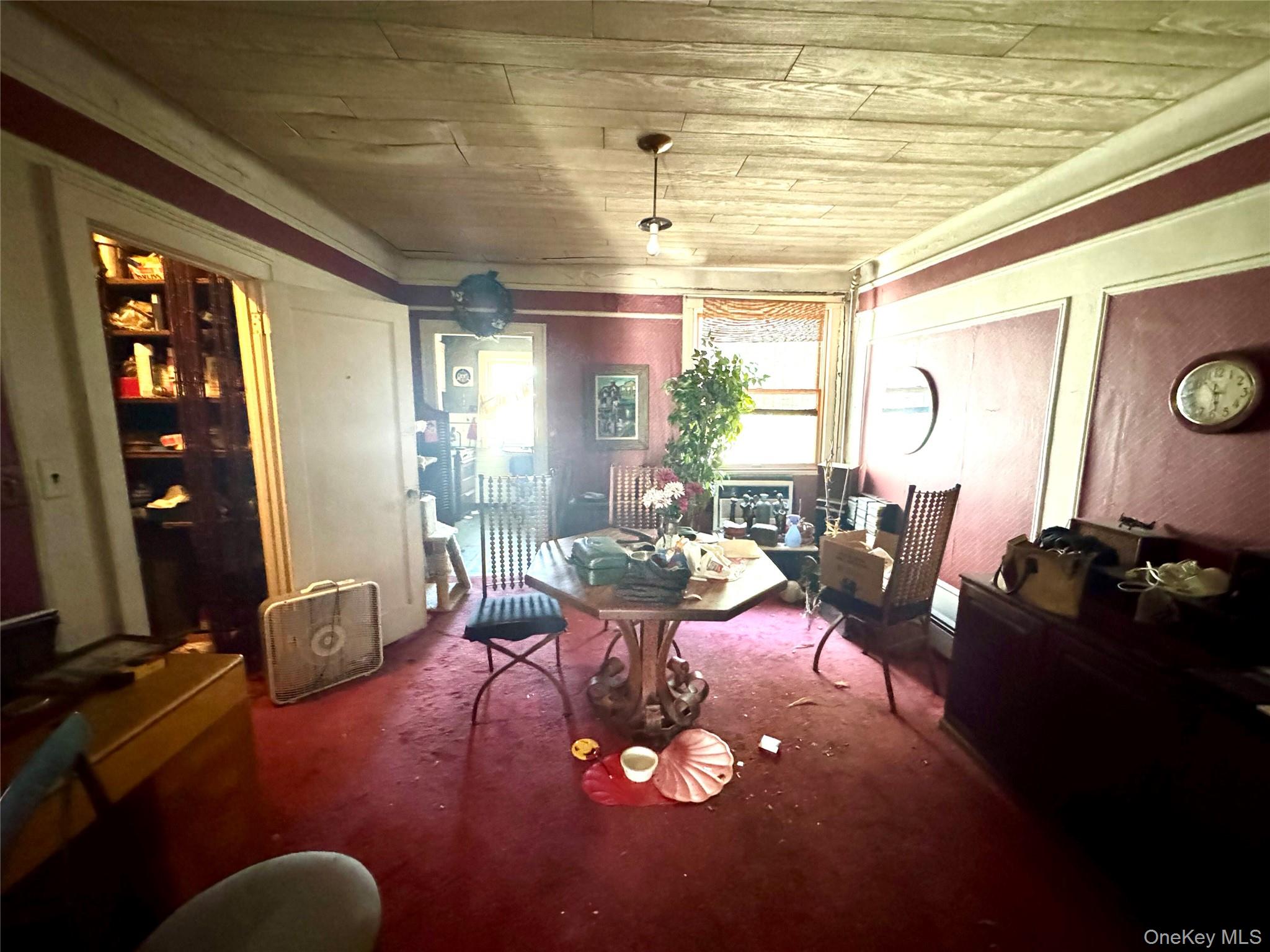 14719 Hoover Avenue Property Photo 4