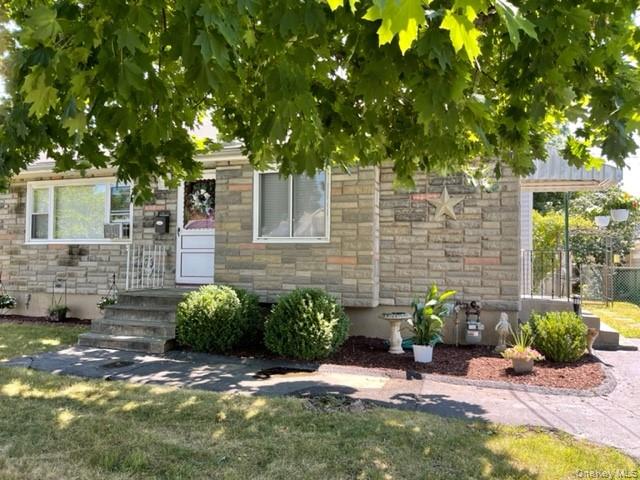 8 Rochelle Court Property Photo 3