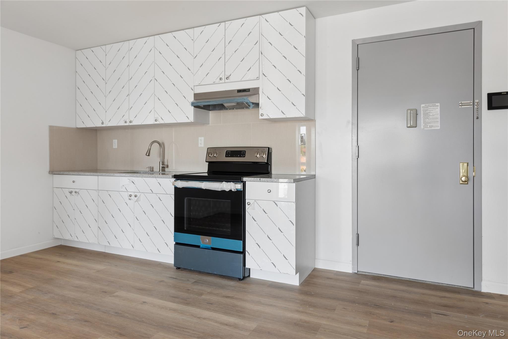 70-25 Queens Boulevard 7j Property Photo 7