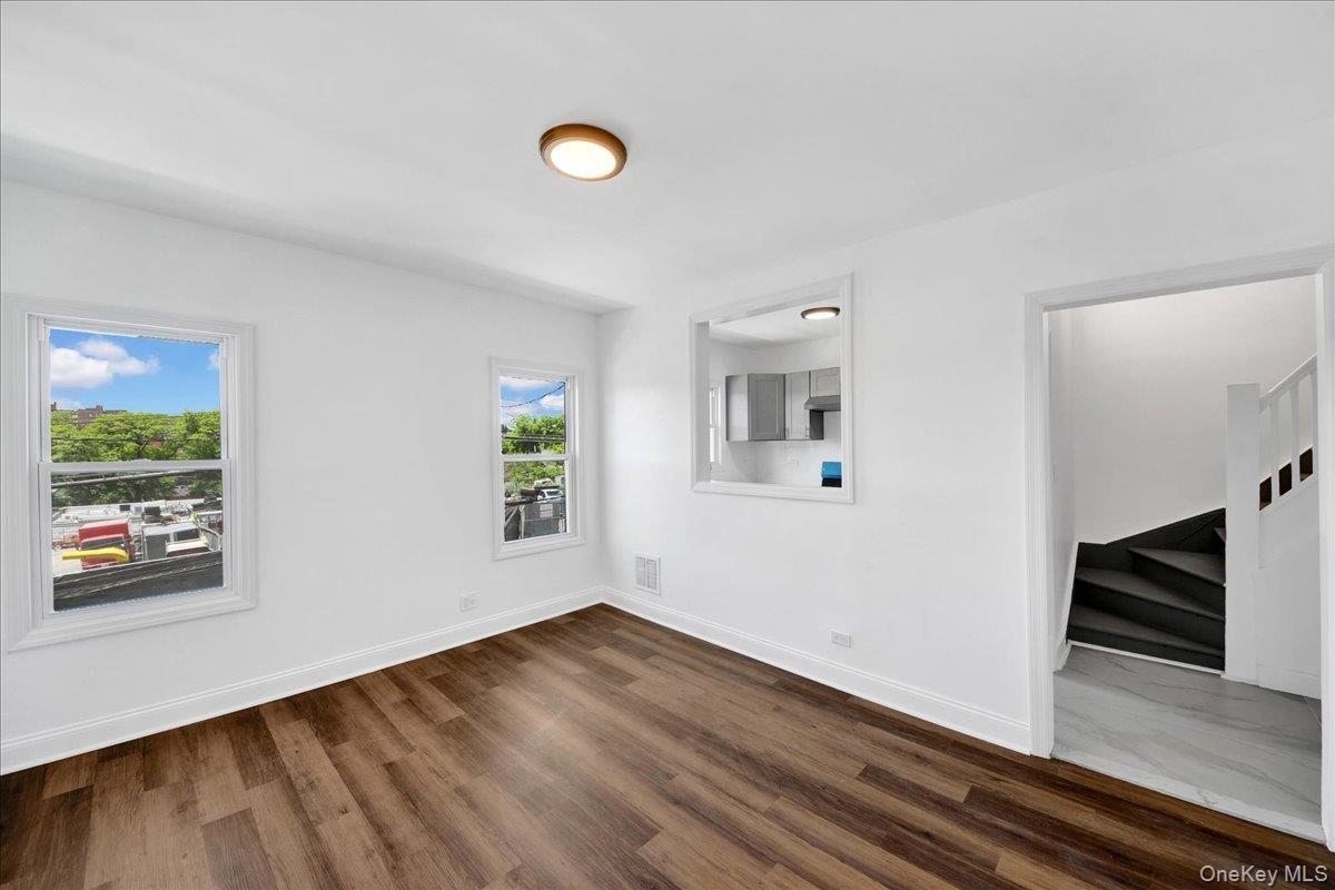 35 S Terrace Avenue Property Photo 6