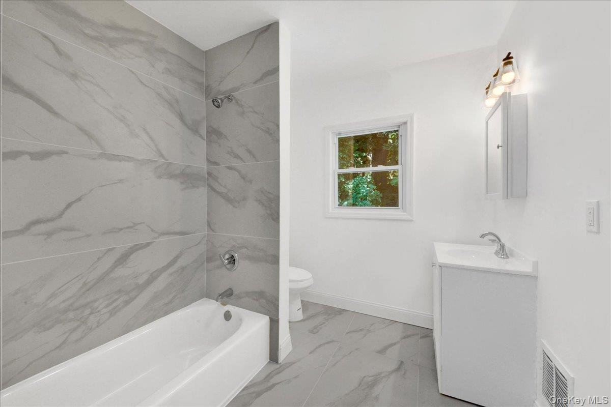 35 S Terrace Avenue Property Photo 12