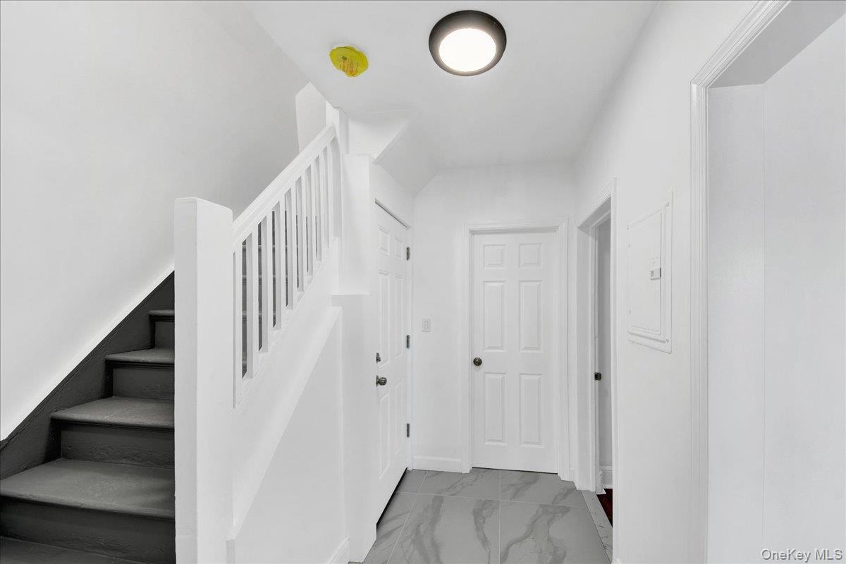 35 S Terrace Avenue Property Photo 15