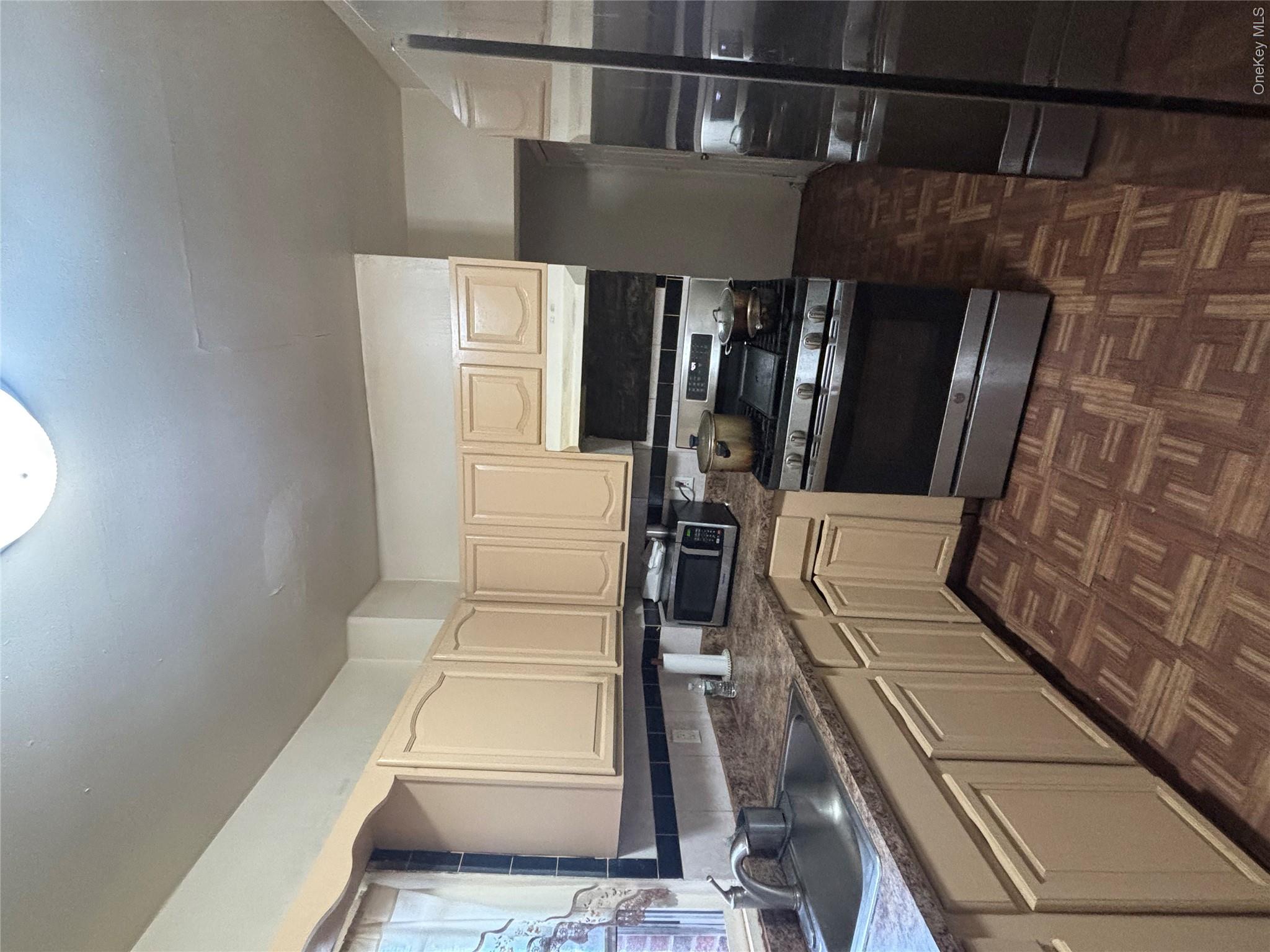 13515 127th Street Property Photo 10