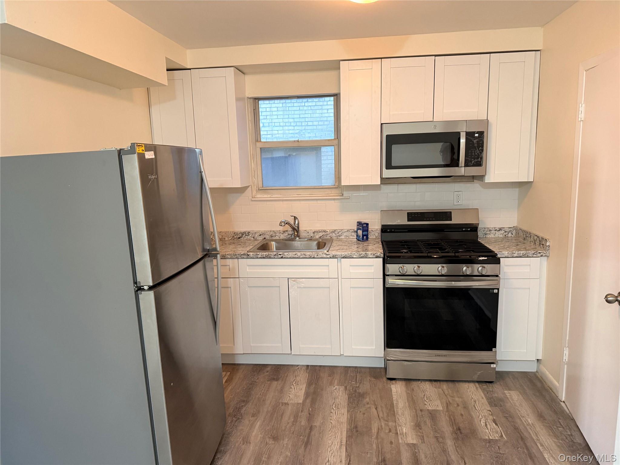 34-09 30th Street Property Photo 4