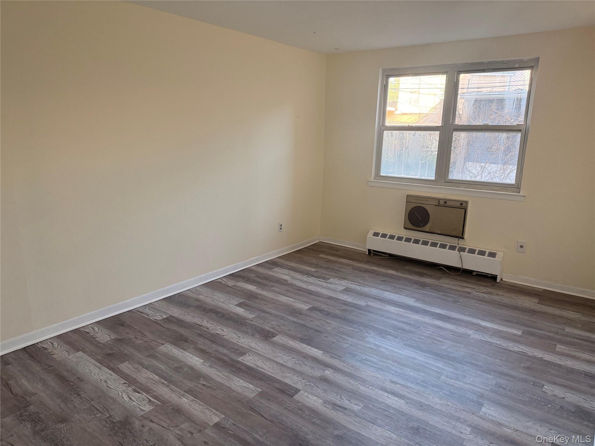 34-09 30th Street Property Photo 5