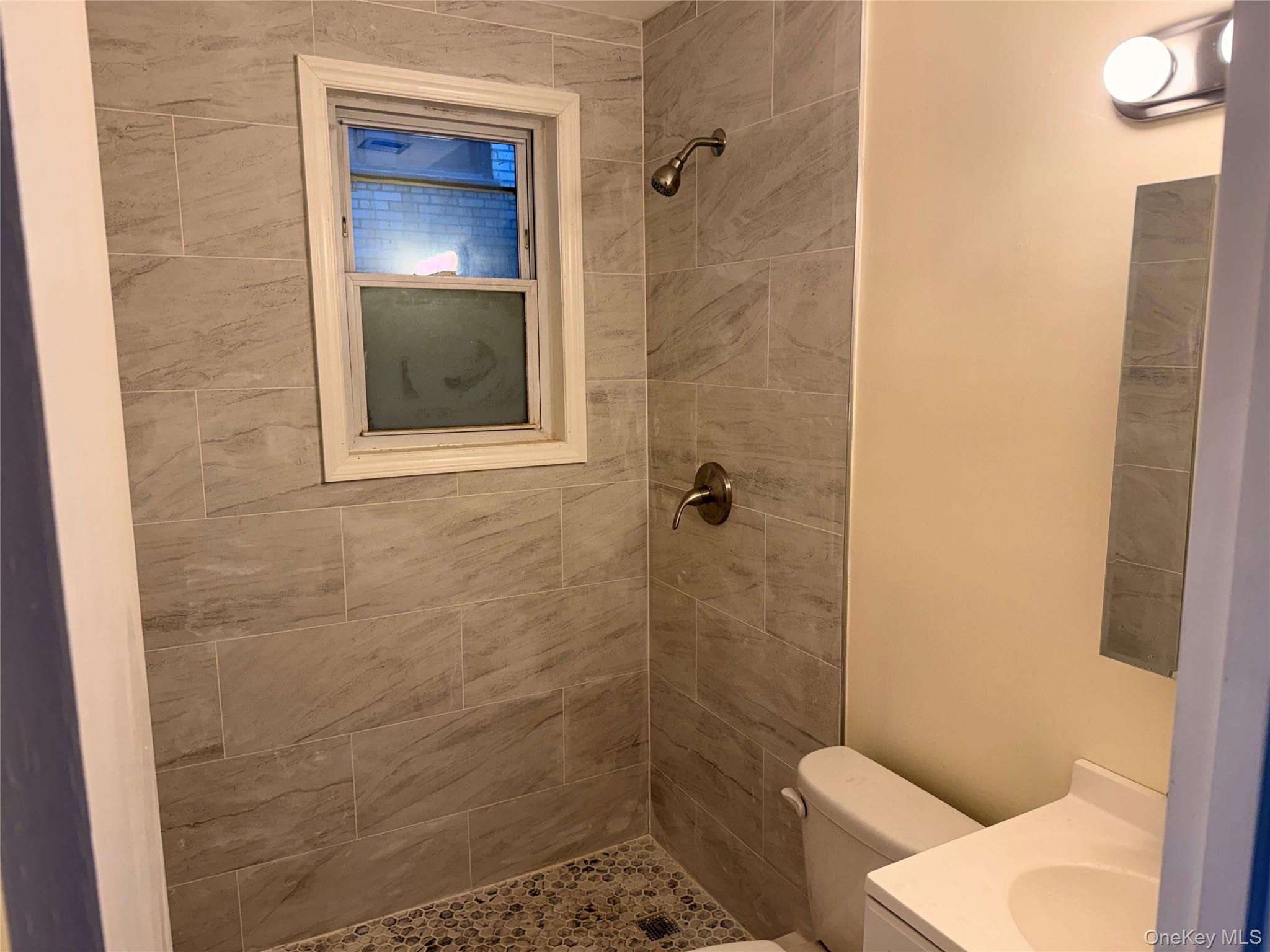 34-09 30th Street Property Photo 7