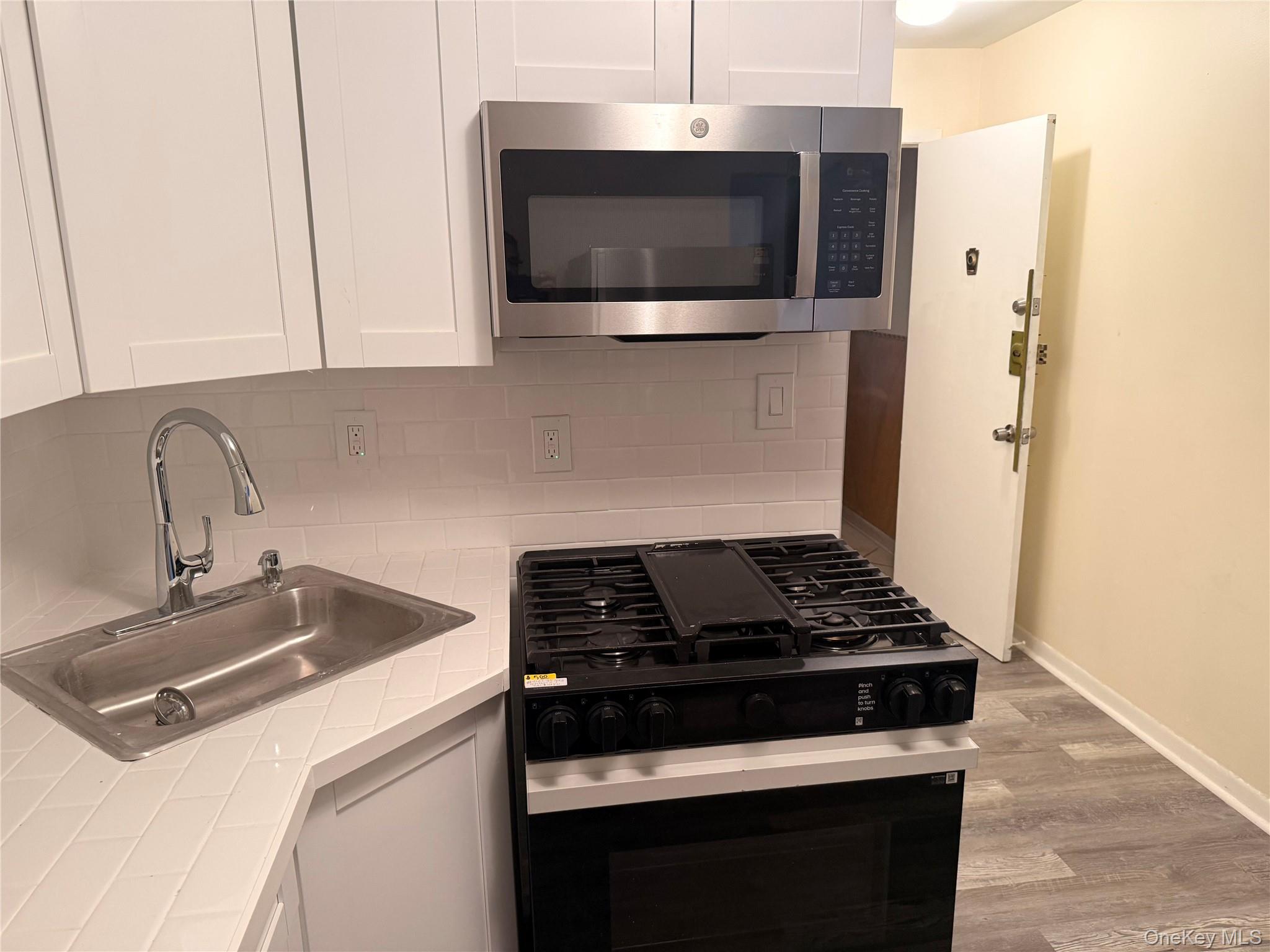 34-09 30th Street Property Photo 13