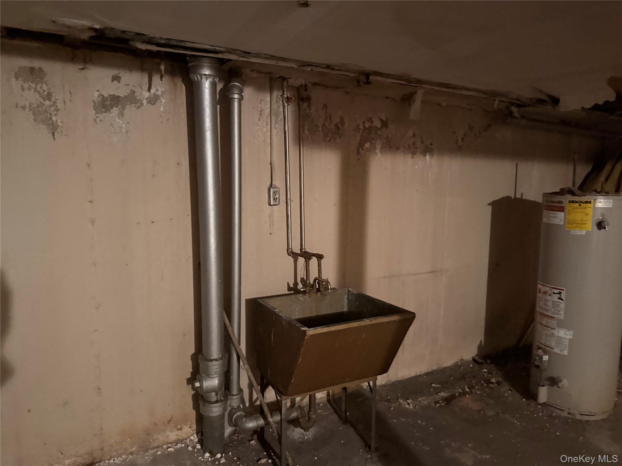 34-09 30th Street Property Photo 19