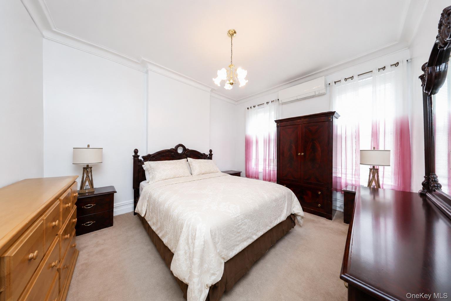 1432 70th Street Property Photo 9
