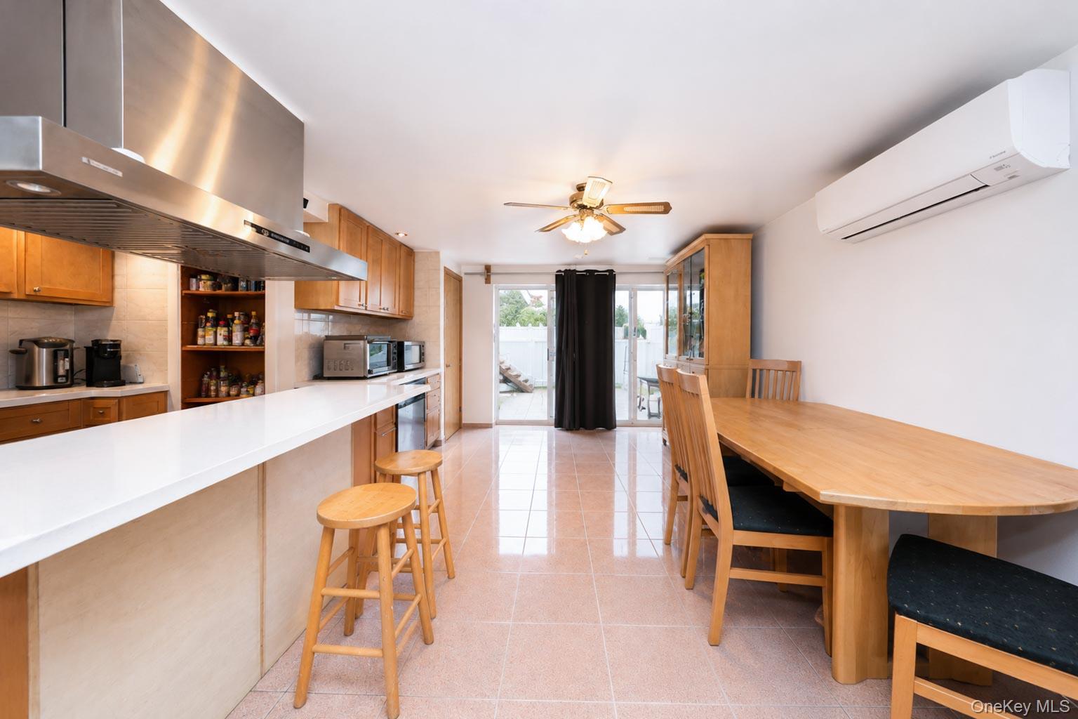 1432 70th Street Property Photo 16
