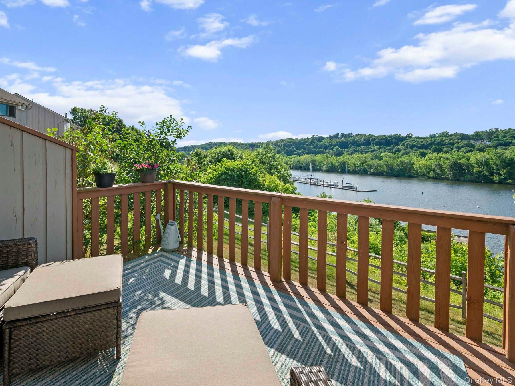 17 Rondout Harbor Property Photo 5