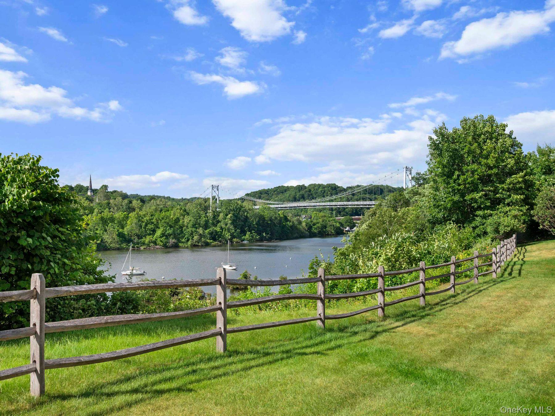 17 Rondout Harbor Property Photo 24