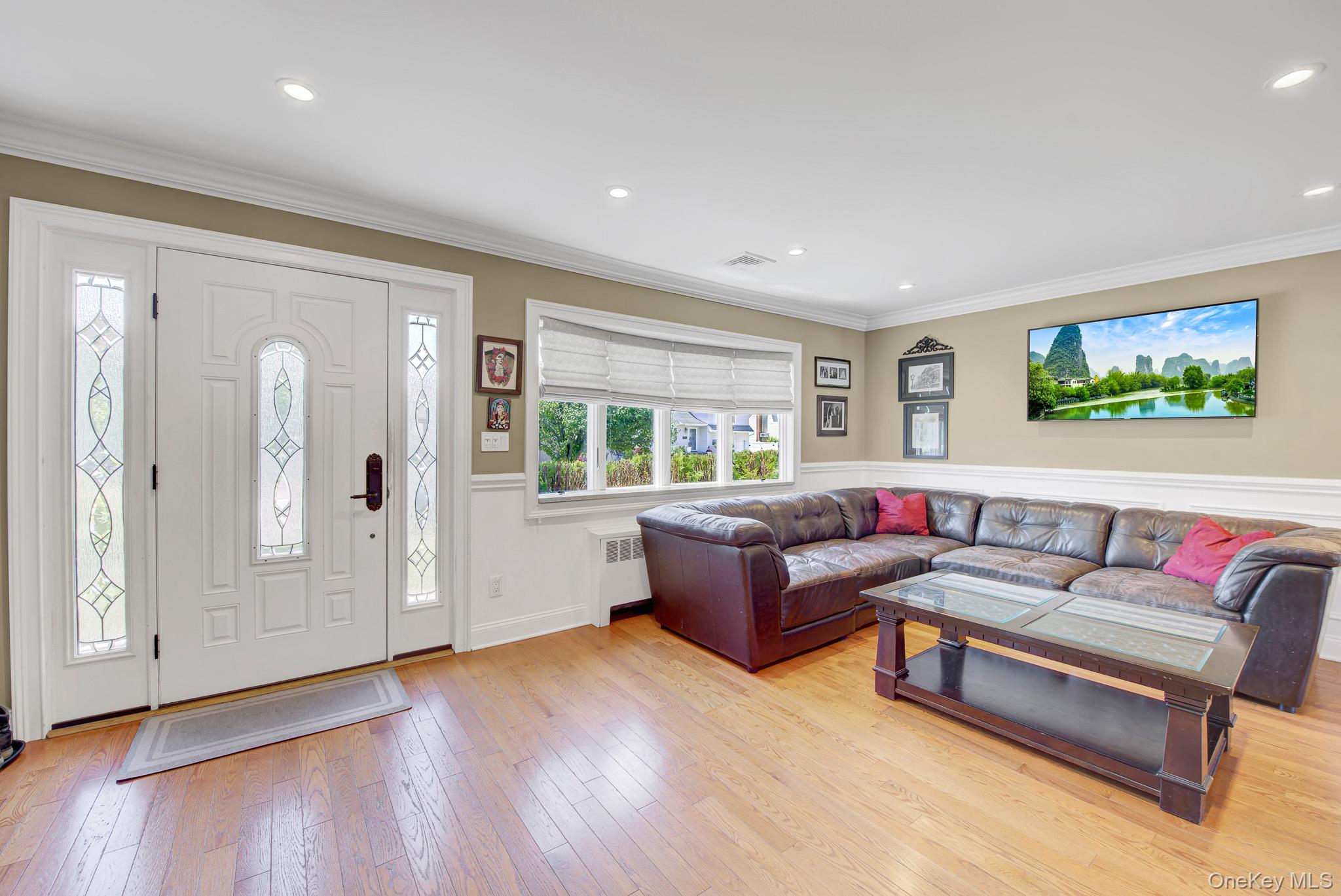 6 Oxford Avenue Property Photo 4