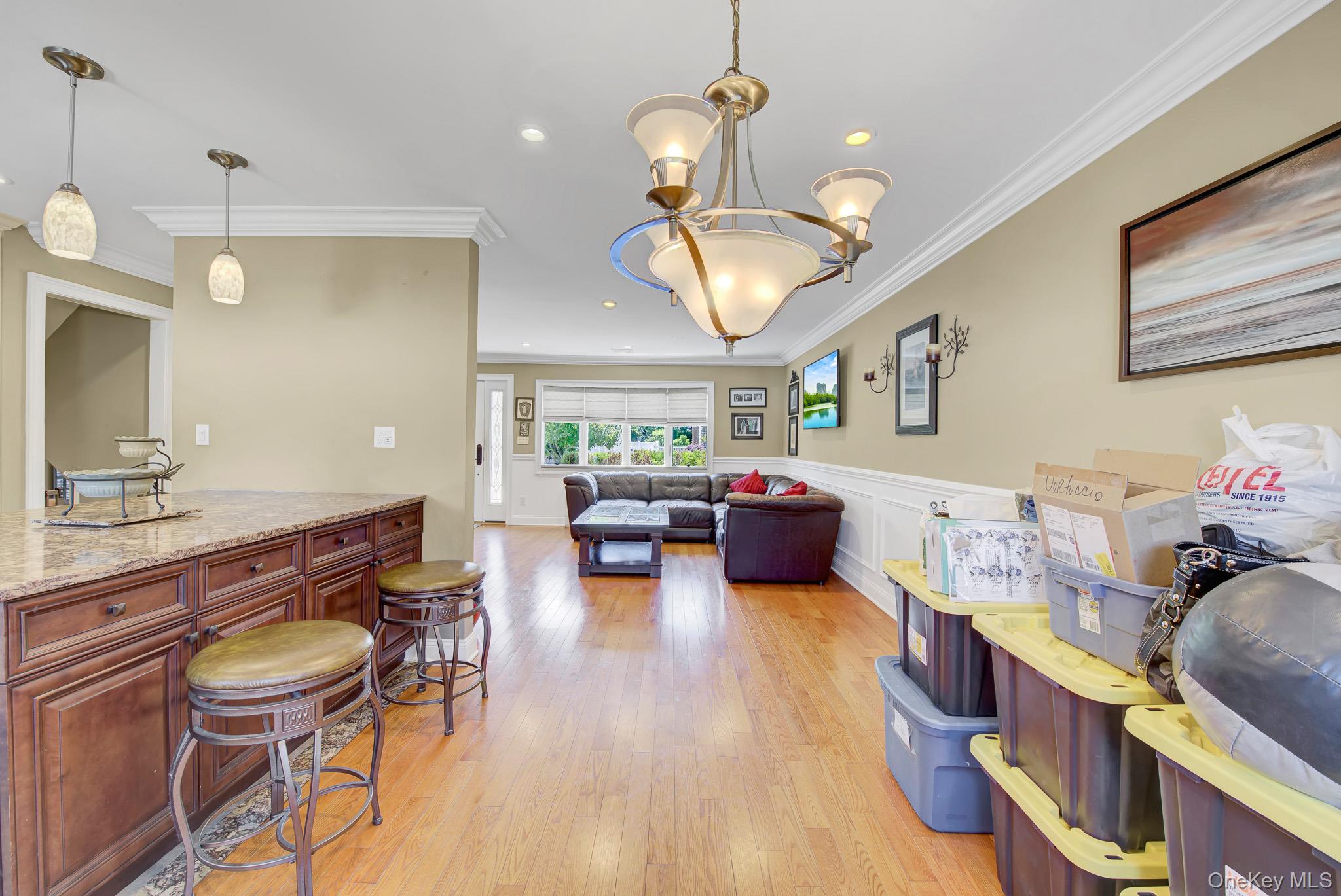 6 Oxford Avenue Property Photo 8