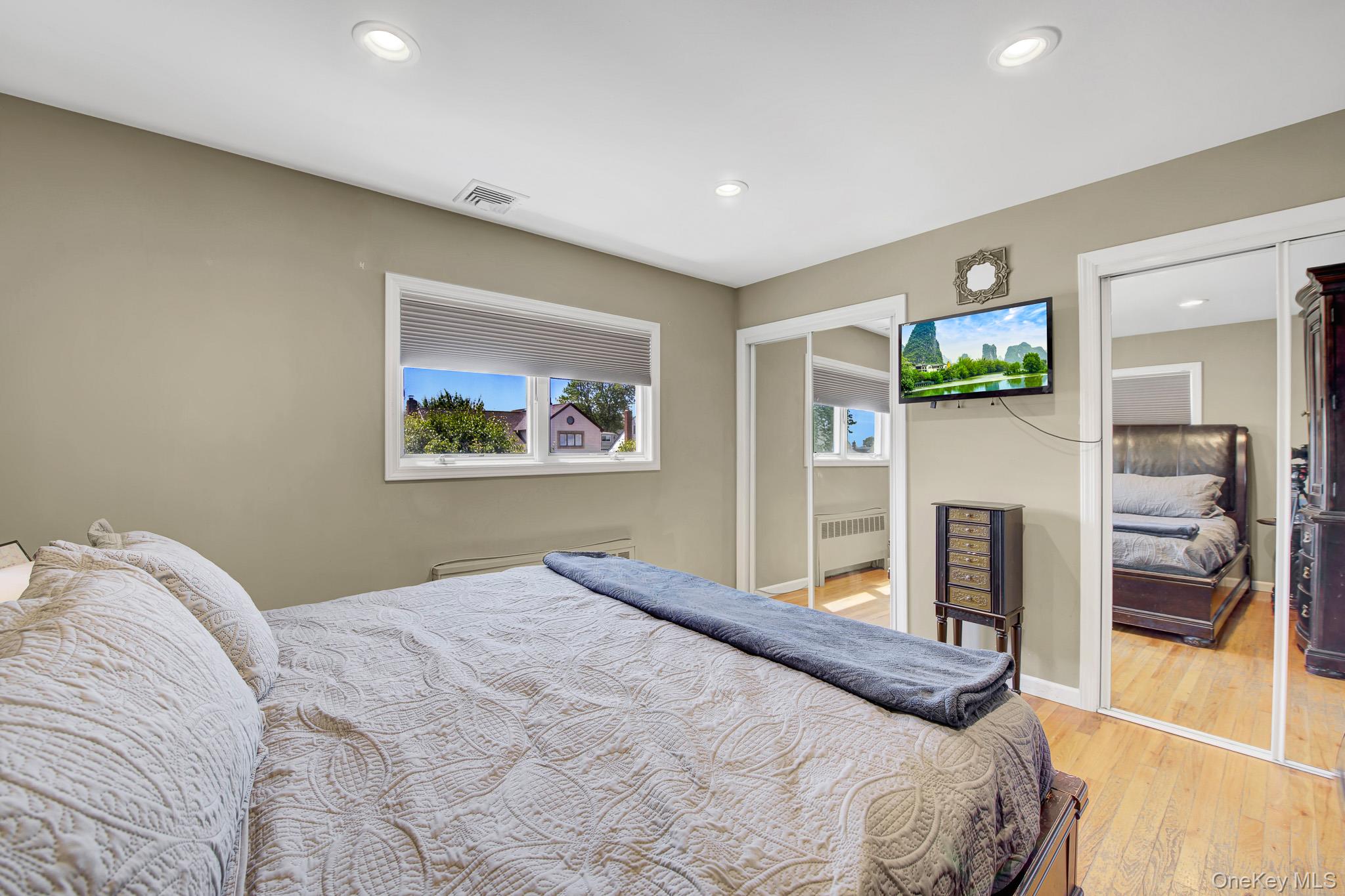 6 Oxford Avenue Property Photo 12