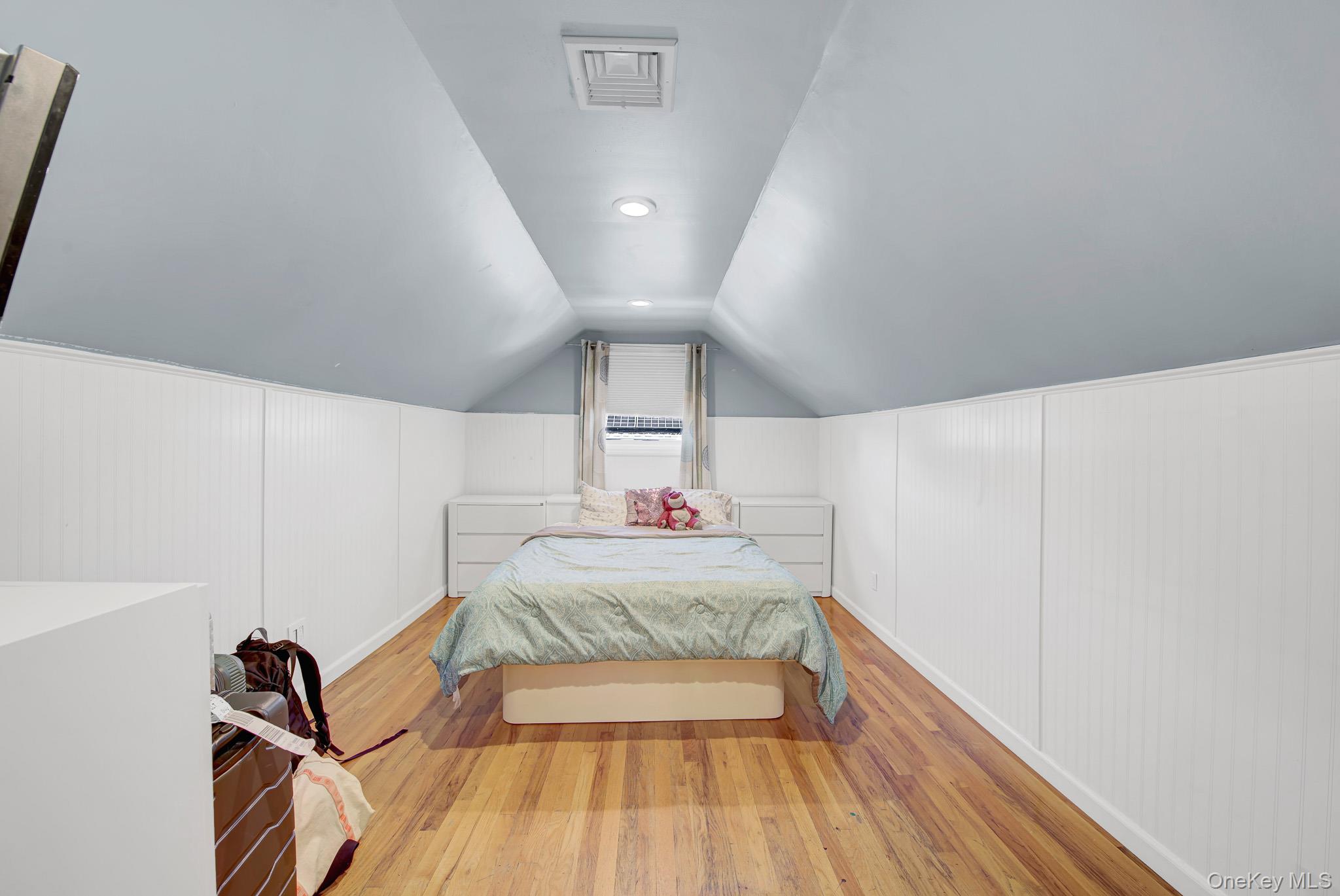 6 Oxford Avenue Property Photo 15