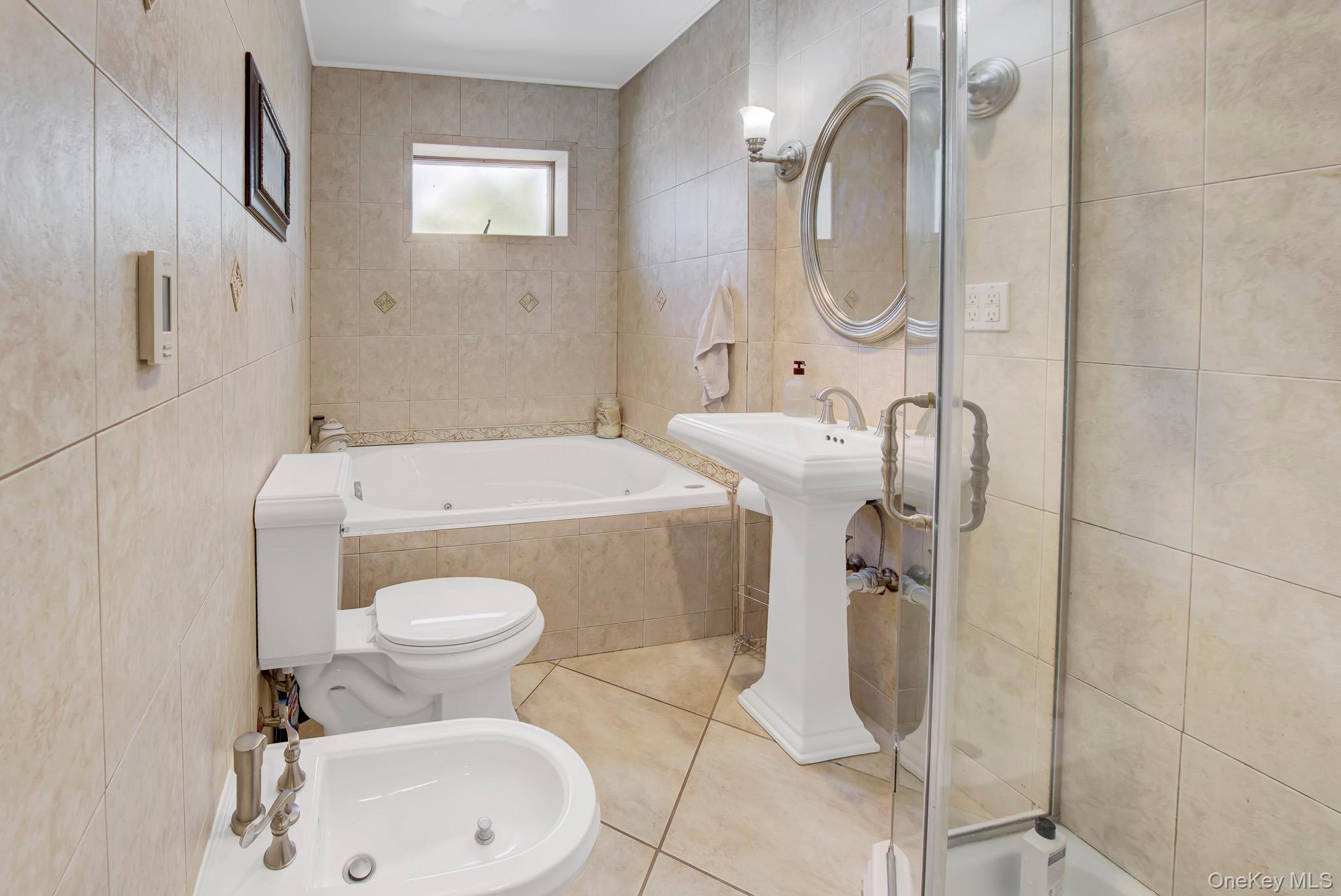 6 Oxford Avenue Property Photo 23