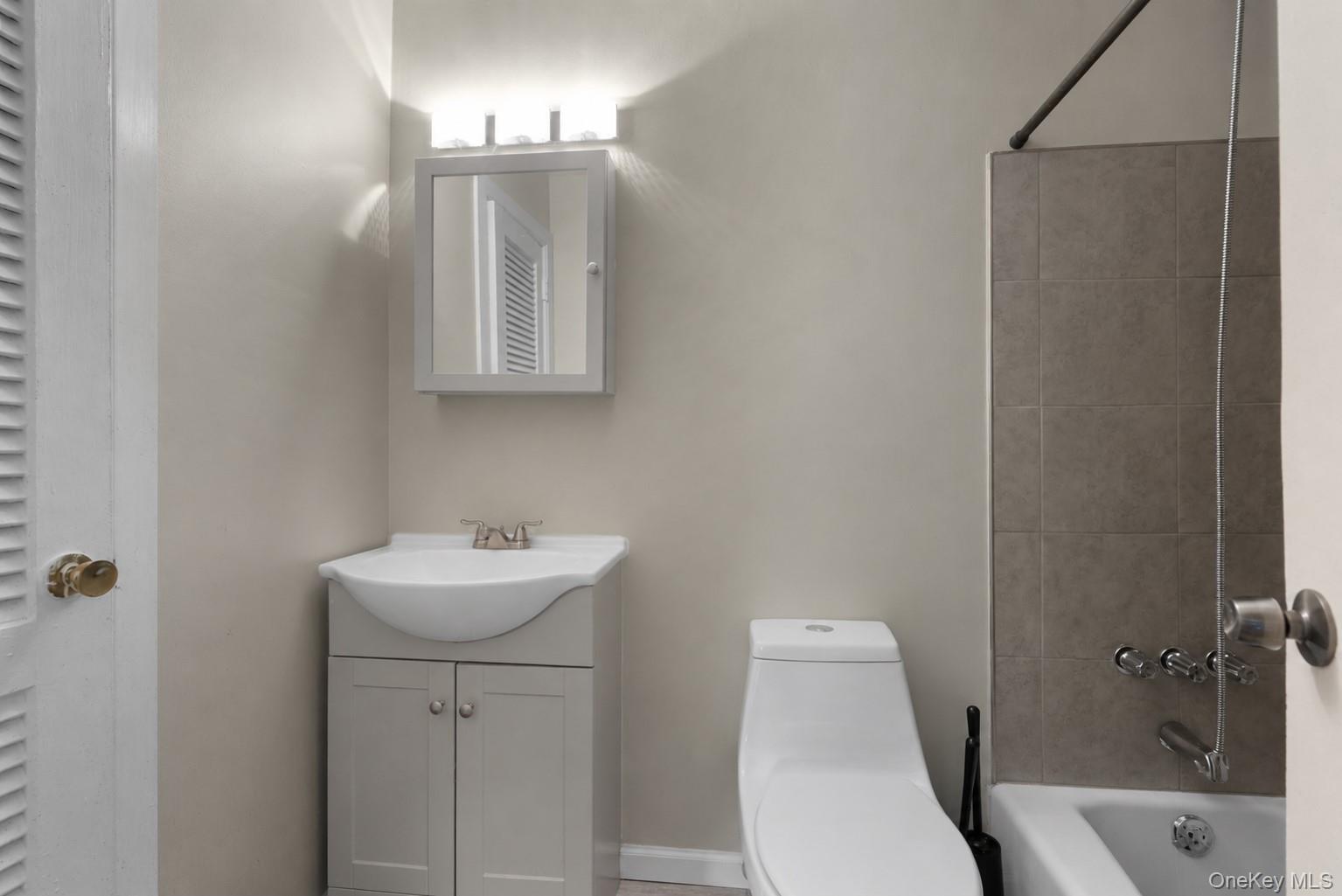 8 North James Street I Property Photo 7