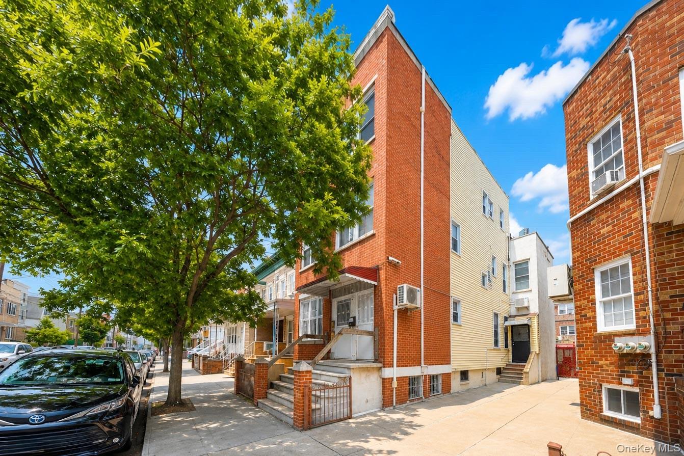 1430 70th Street Property Photo 5