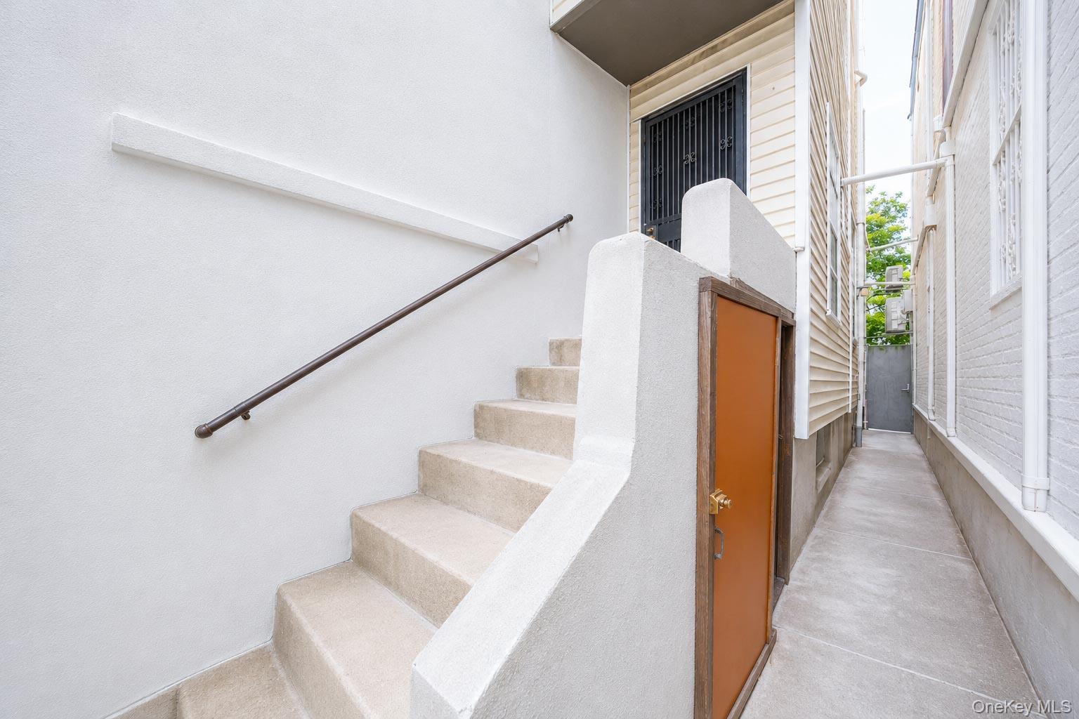 1430 70th Street Property Photo 14