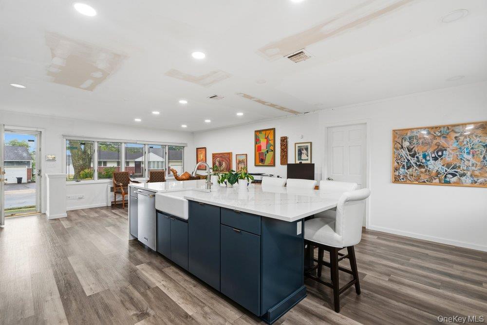 26 Sheridan Street Property Photo 8