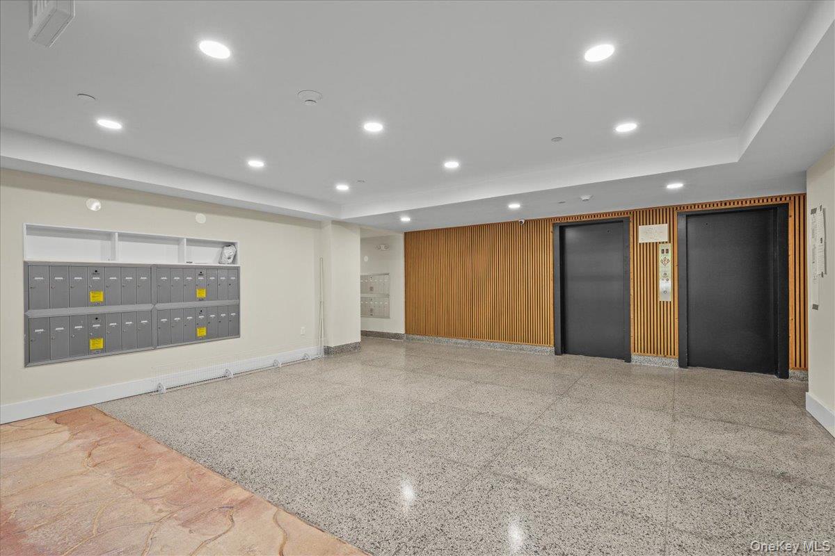 671 Bronx River Road 6c Property Photo 4