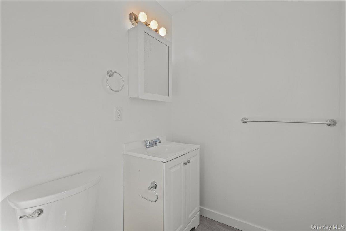 671 Bronx River Road 6c Property Photo 17