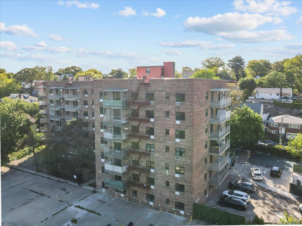 671 Bronx River Road 6c Property Photo 23