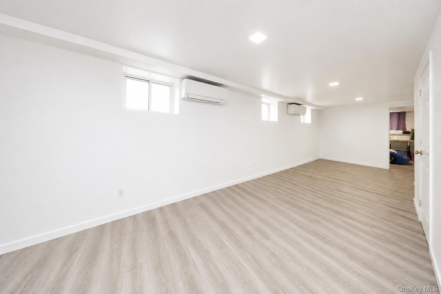 1428 70th Street Property Photo 6