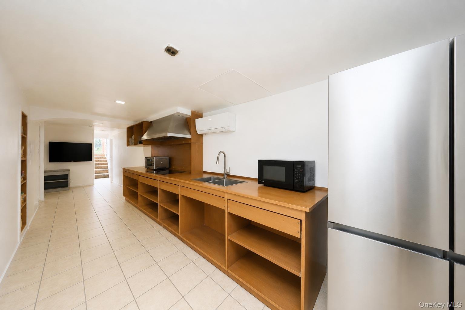 1428 70th Street Property Photo 16