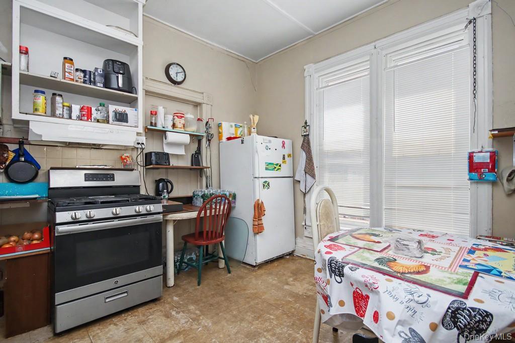 52 Linden Avenue Property Photo 11