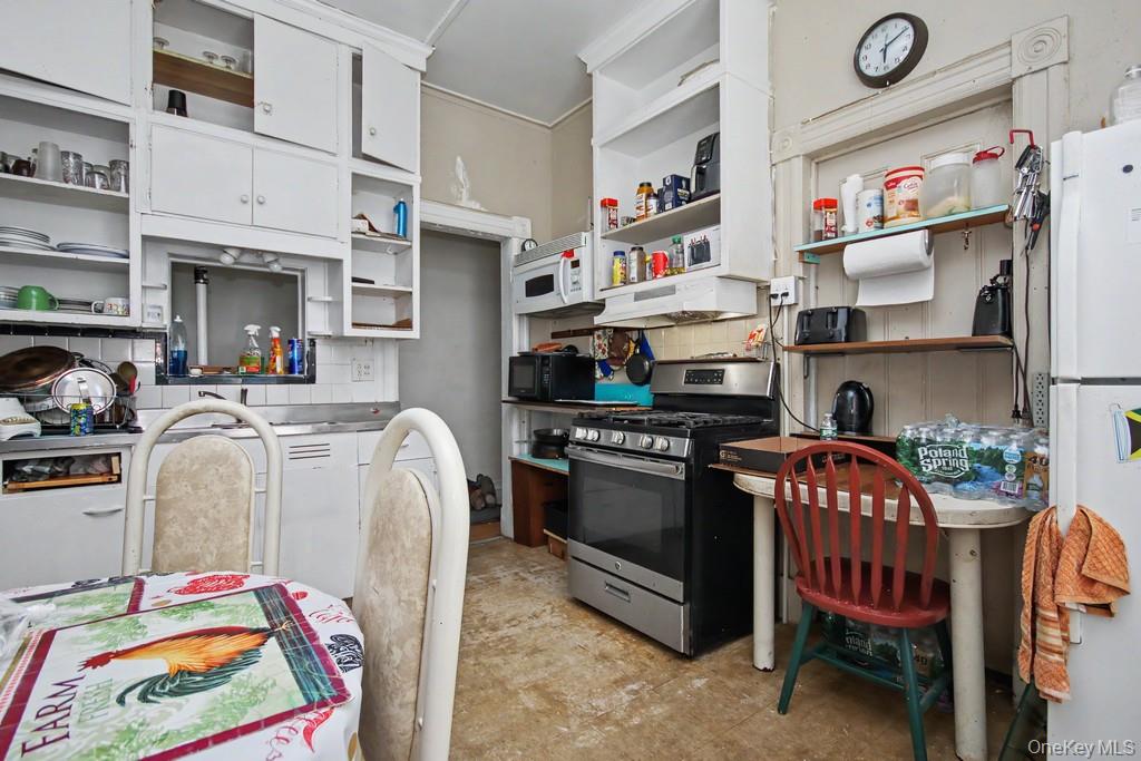 52 Linden Avenue Property Photo 12