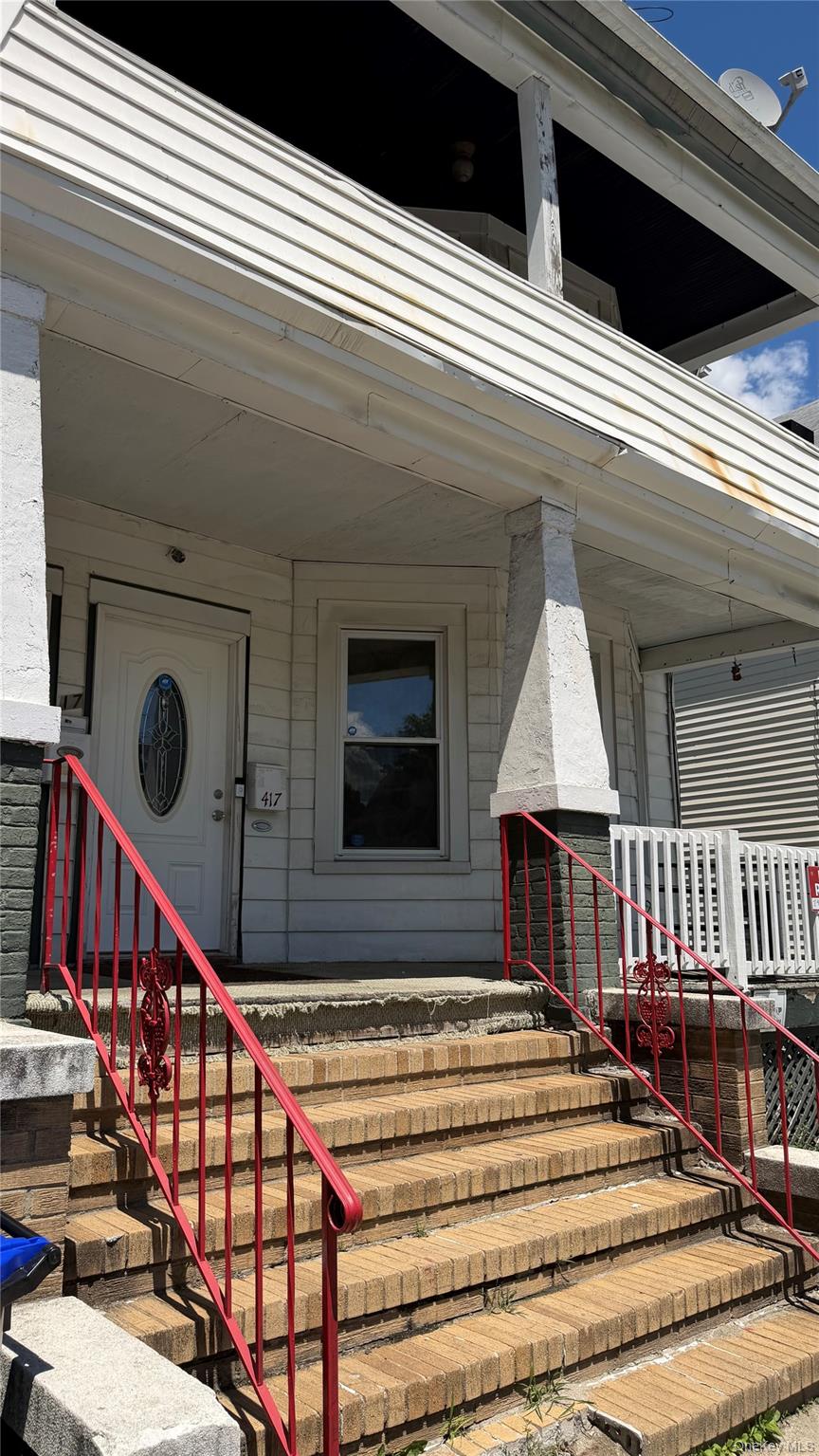 417 Baker Street A Property Photo 2