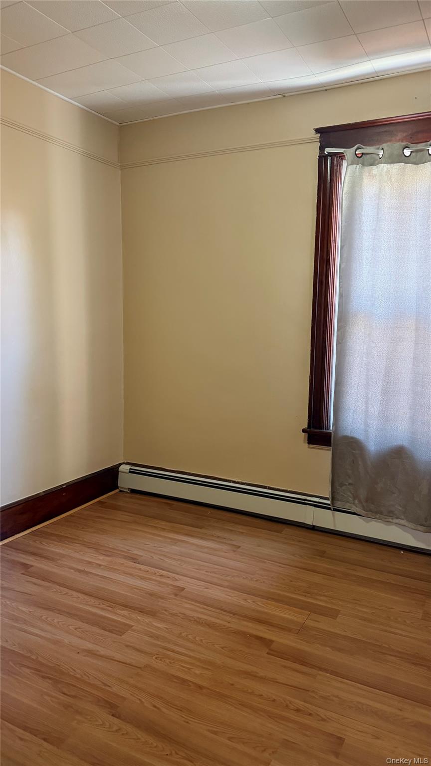417 Baker Street A Property Photo 10