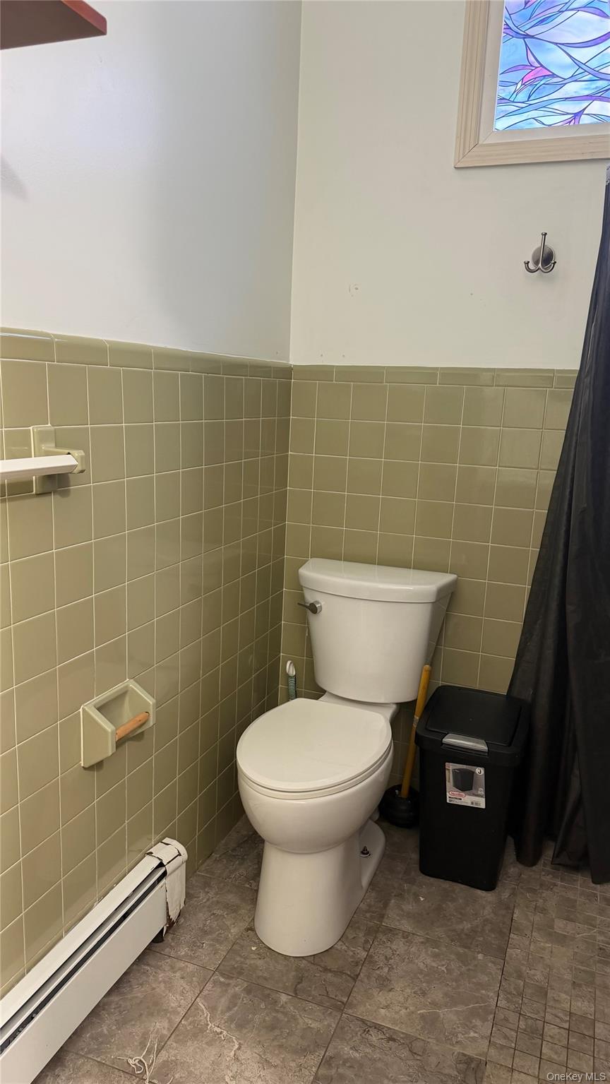 417 Baker Street A Property Photo 12