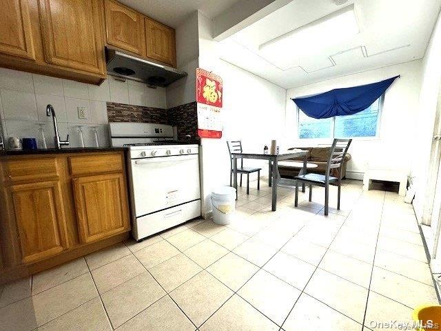 94-66 45th Avenue Property Photo 16