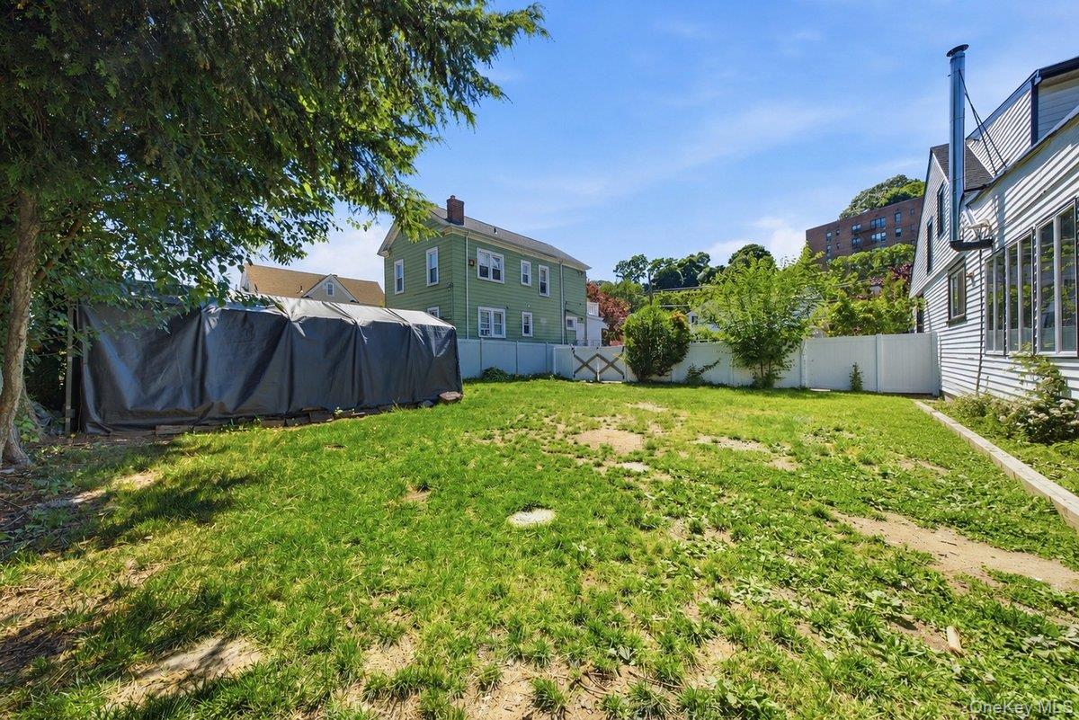 172 Crescent Place Property Photo 43