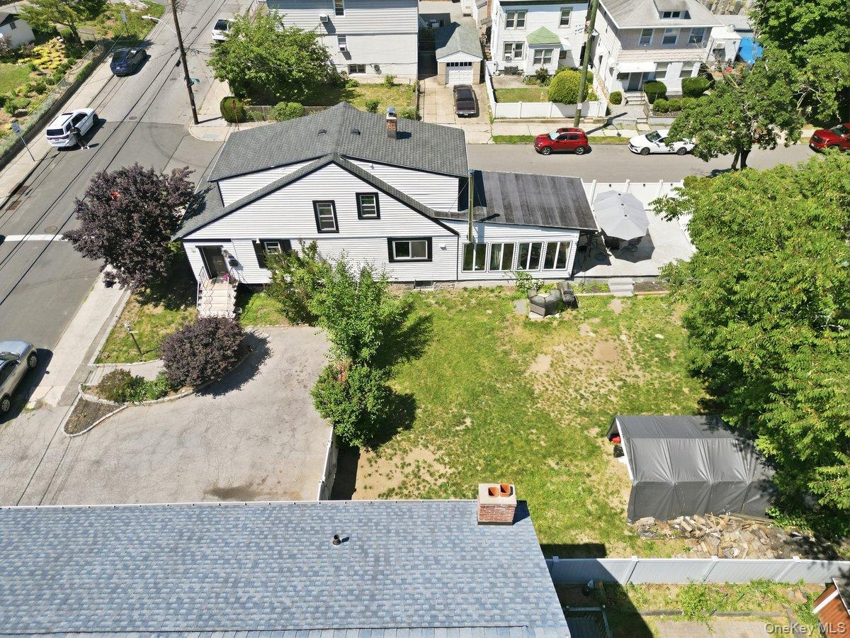 172 Crescent Place Property Photo 48