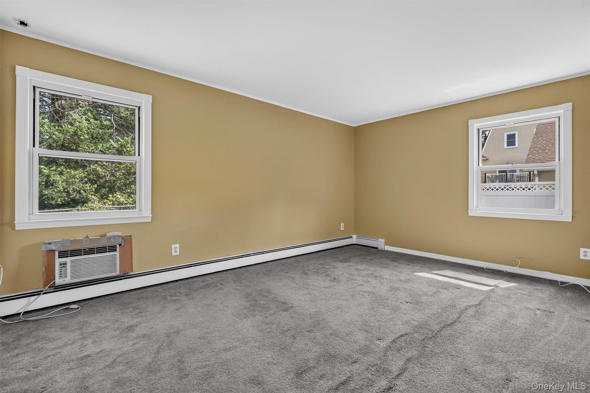 380 N Broadway D14 Property Photo 13
